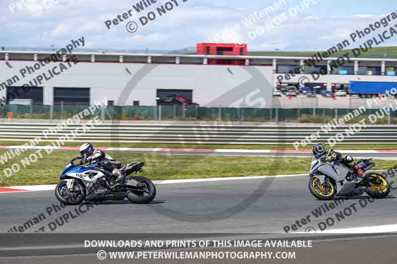 cadwell no limits trackday;cadwell park;cadwell park photographs;cadwell trackday photographs;enduro digital images;event digital images;eventdigitalimages;navarra;no limits trackdays;peter wileman photography;racing digital images;trackday digital images;trackday photos